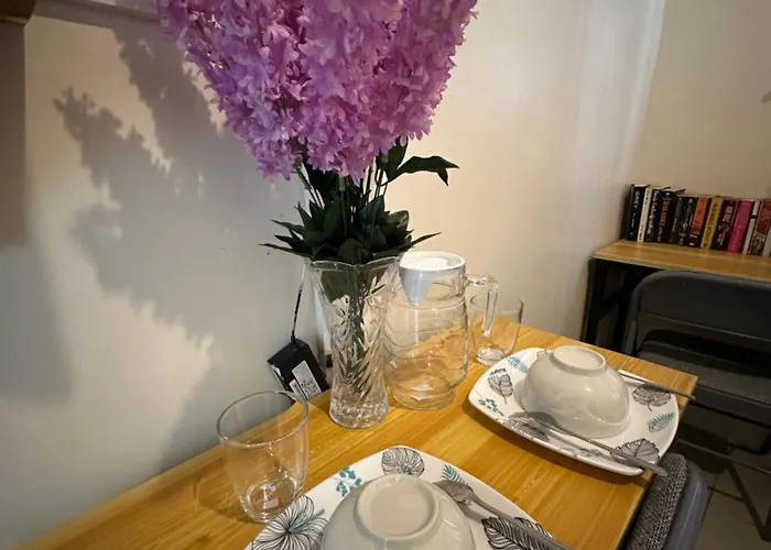 Edsa Deca Homes Mandaluyong Aparthotel *